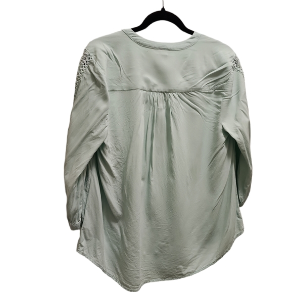 Torrid Challis with Embroidered Sleeve Top sz 0 (L -10) - Picture 6 of 14